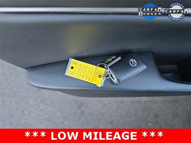 Used 2024 MAZDA MAZDA3 s image 23