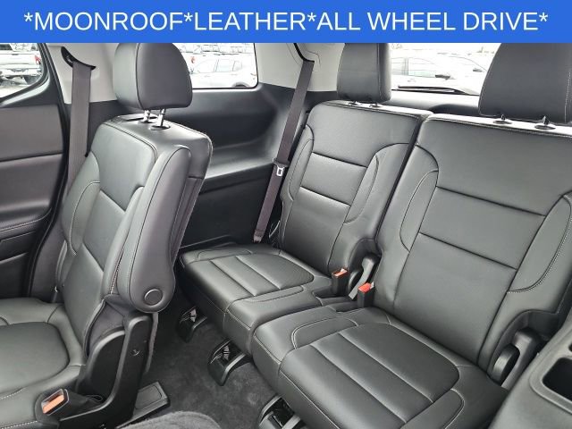 Used 2023 GMC Acadia SLT w/ Technology Package image 34