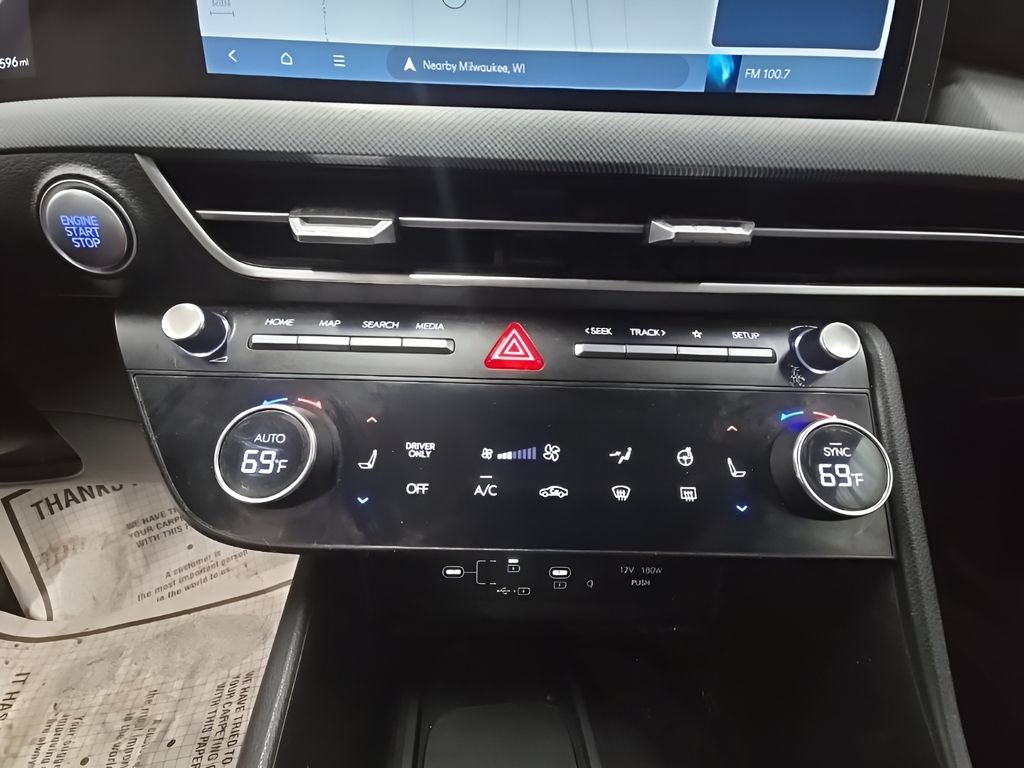 Certified 2024 Hyundai Sonata Limited FWD image 35