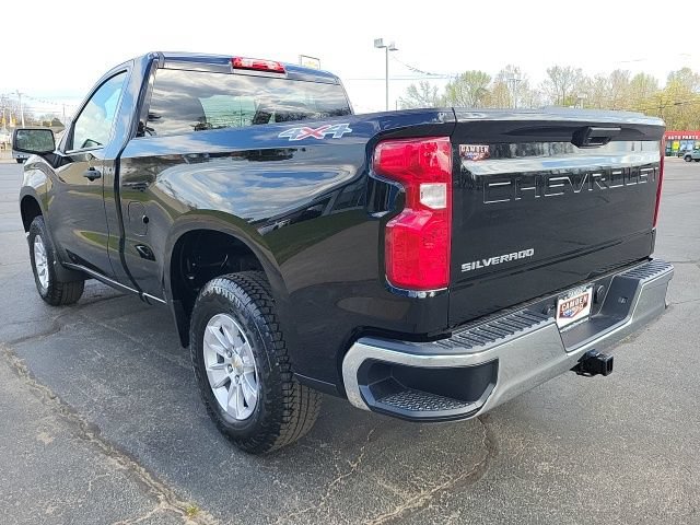 New 2026 Chevrolet Silverado 1500 W/T w/ WT Value Package AWD/4WD image 12