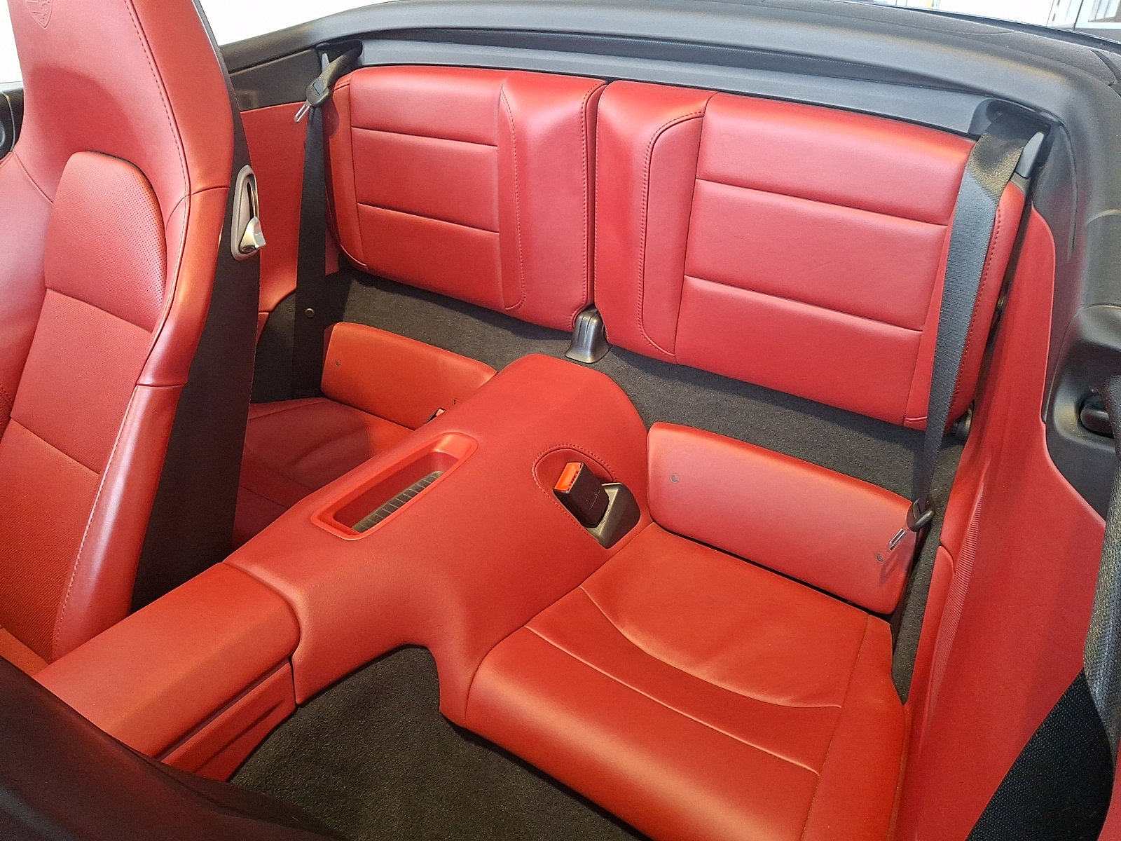 Used 2014 Porsche 911 Turbo image 12