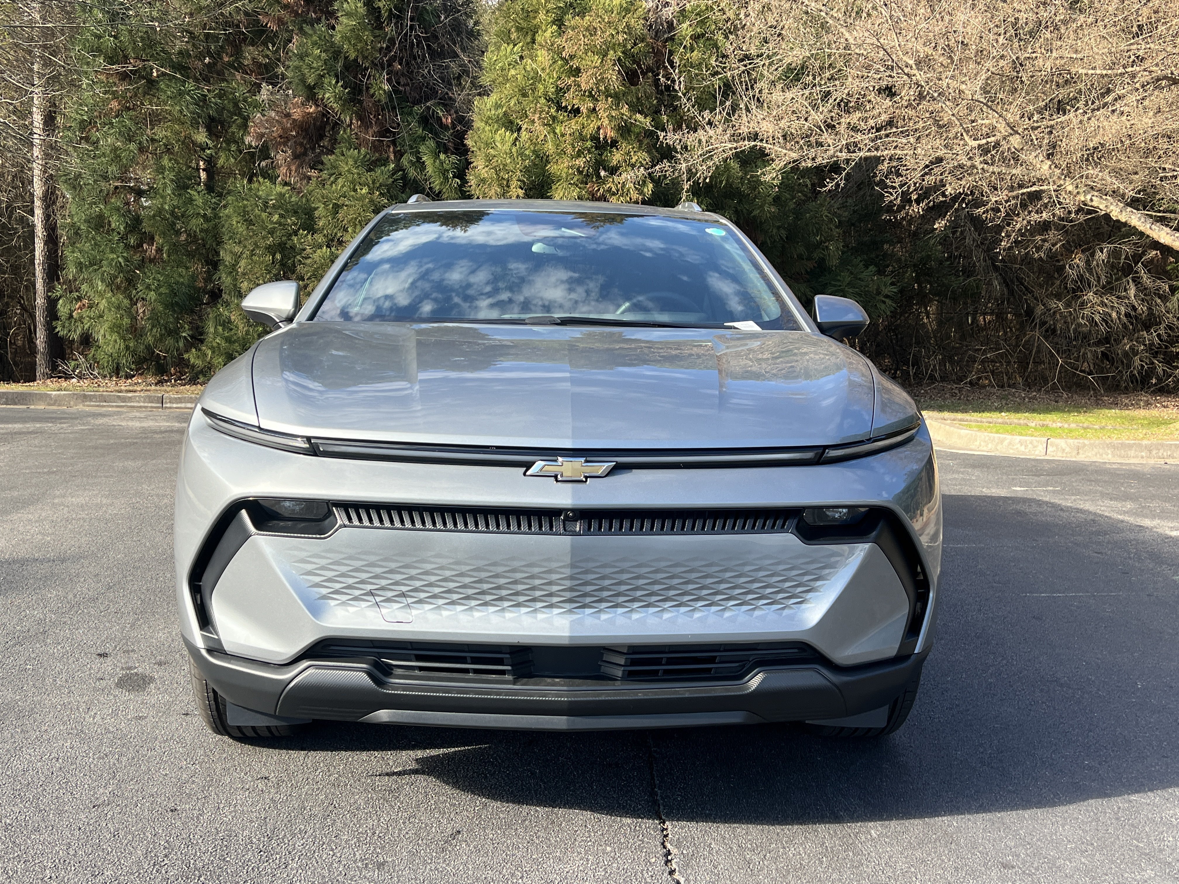 New 2026 Chevrolet Equinox EV LT AWD/4WD image 3