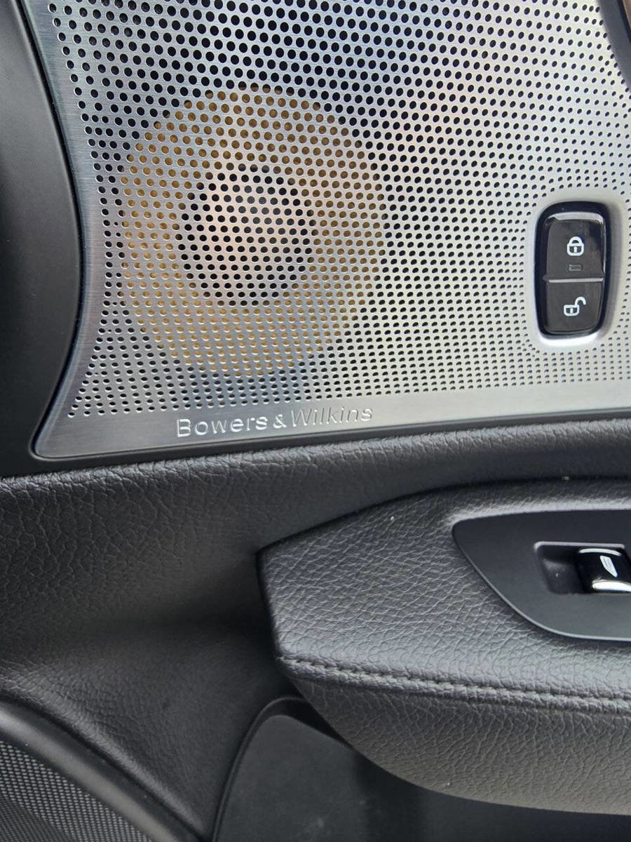 Used 2018 Volvo S90 T5 Momentum w/ Convenience Package image 16