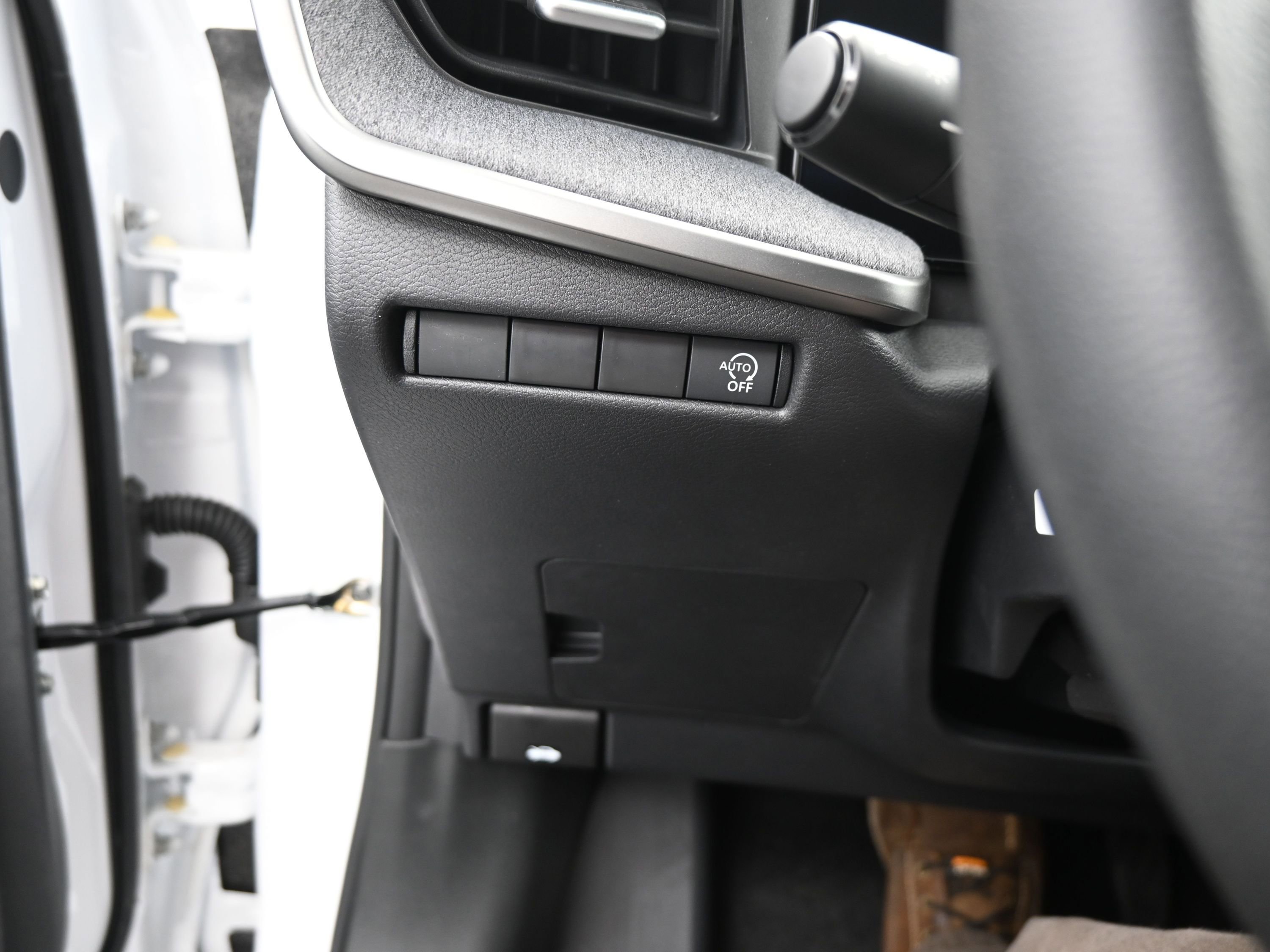 New 2026 Nissan Kicks SV FWD image 12