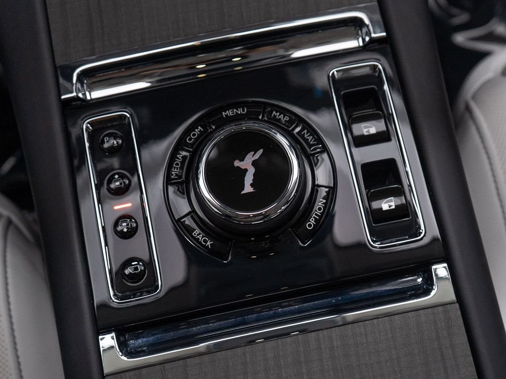 Certified 2023 Rolls-Royce Ghost Extended Wheelbase w/ Ghost Package AWD/4WD image 43