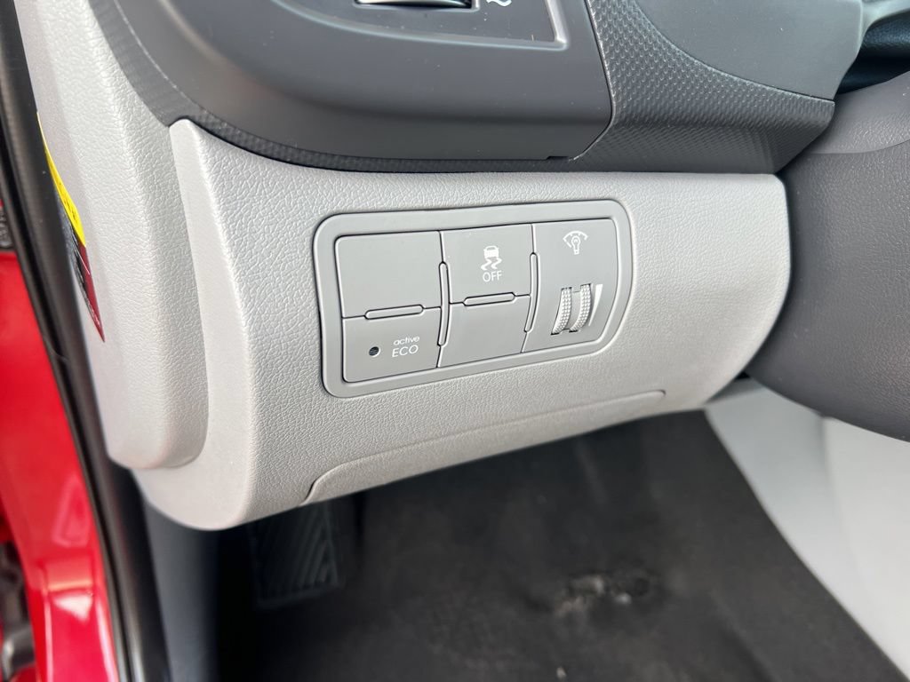 Used 2017 Hyundai Accent SE FWD image 47