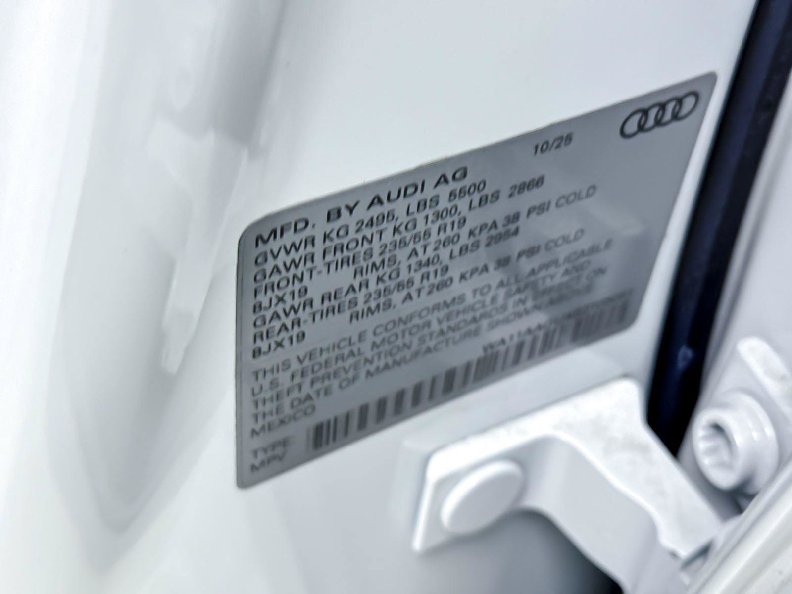 Used 2025 Audi Q5 Premium AWD/4WD image 29