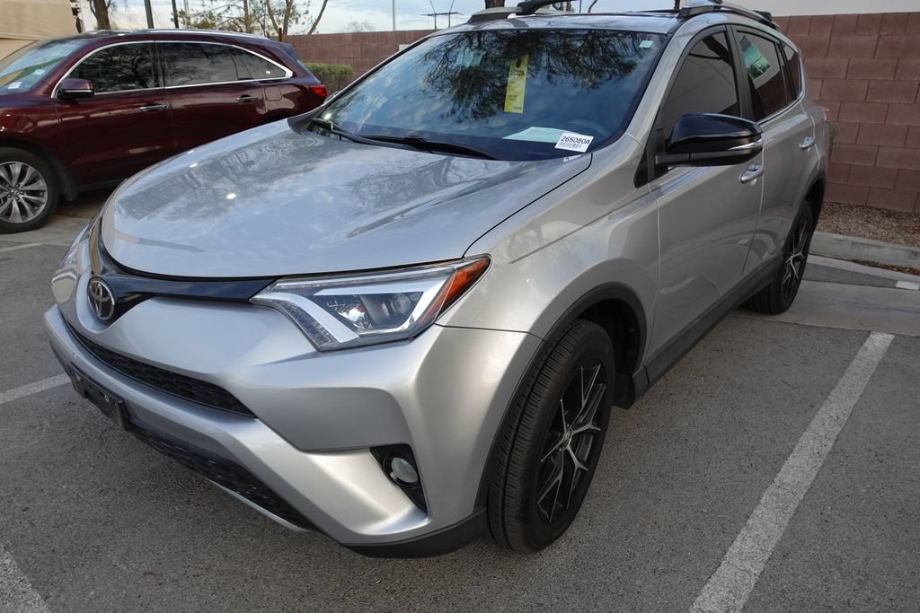 Certified 2017 Toyota RAV4 SE AWD/4WD image 4