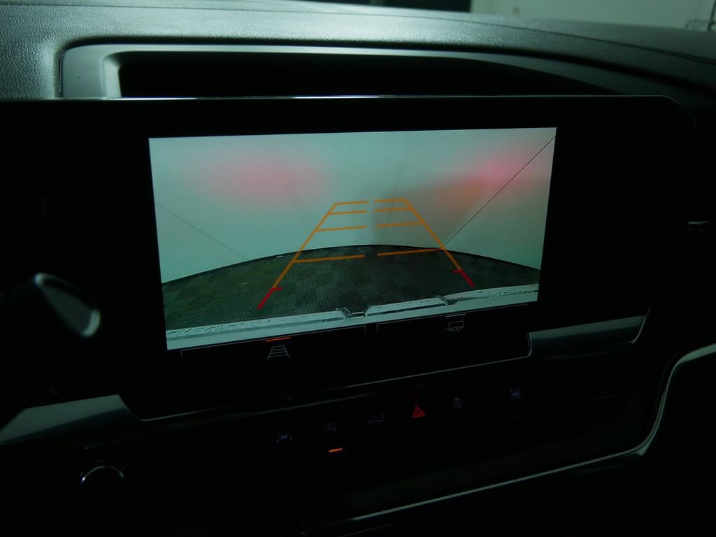 Used 2024 GMC Sierra 1500 Elevation image 26