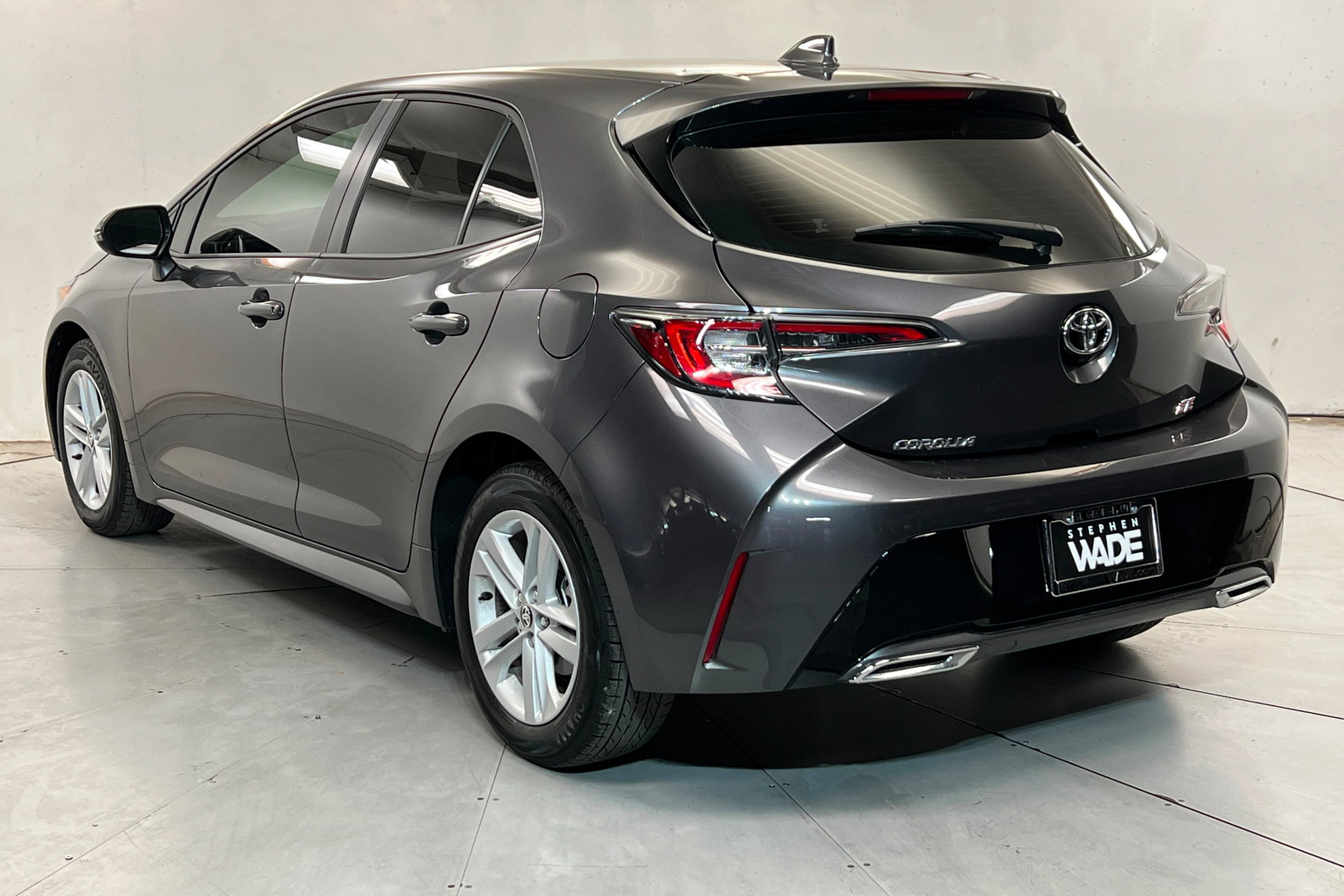 Certified 2022 Toyota Corolla SE FWD image 3