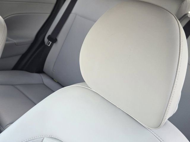 Certified 2025 Hyundai Kona Limited image 14