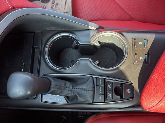 Used 2022 Toyota Camry XSE w/ Navigation Upgrade Package image 38