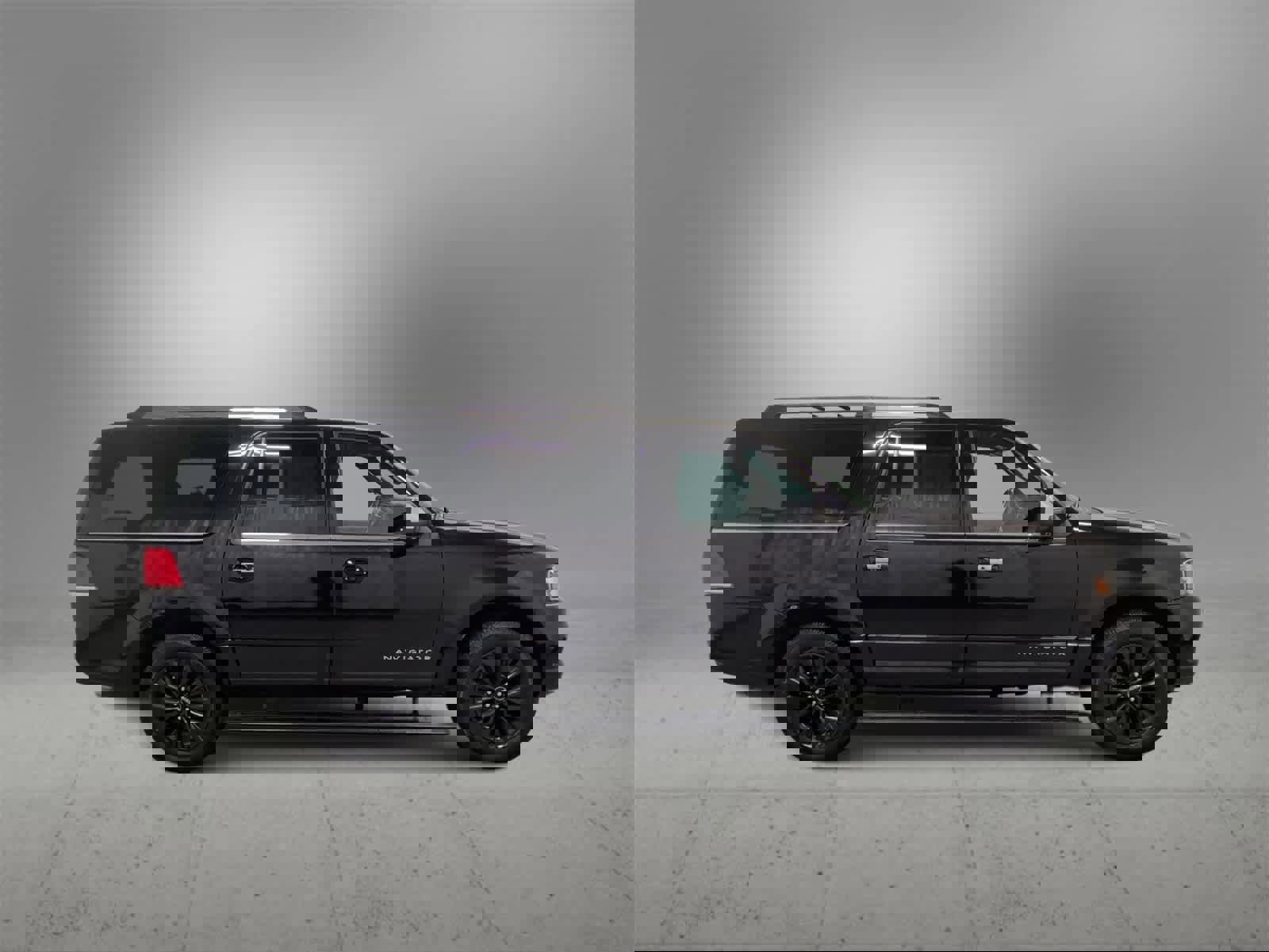 Used 2017 Lincoln Navigator L Select image 9