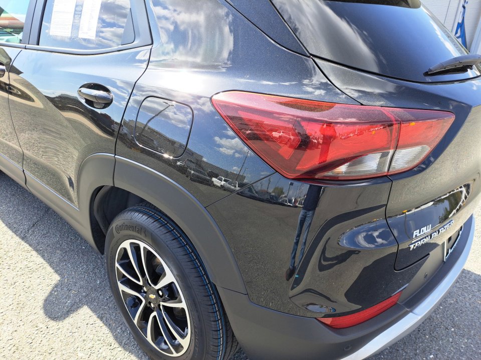 Certified 2024 Chevrolet TrailBlazer LT w/ LT Cold Weather Package FWD image 20