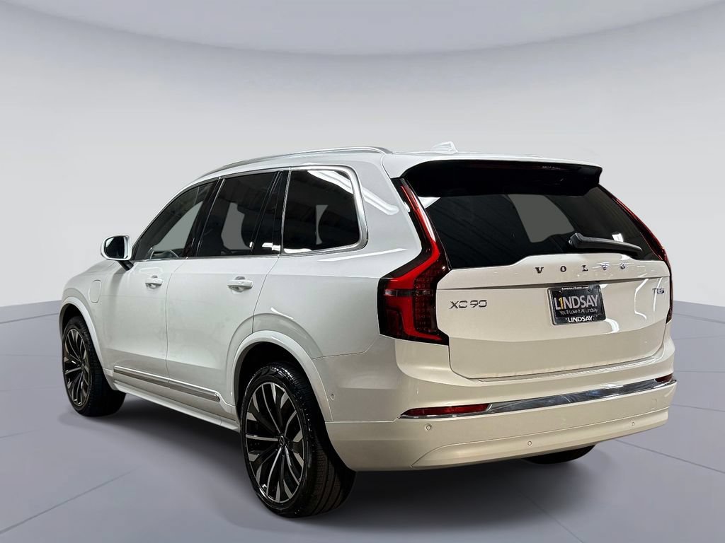 Certified 2025 Volvo XC90 T8 Plus w/ Protection Package Premier AWD/4WD image 12