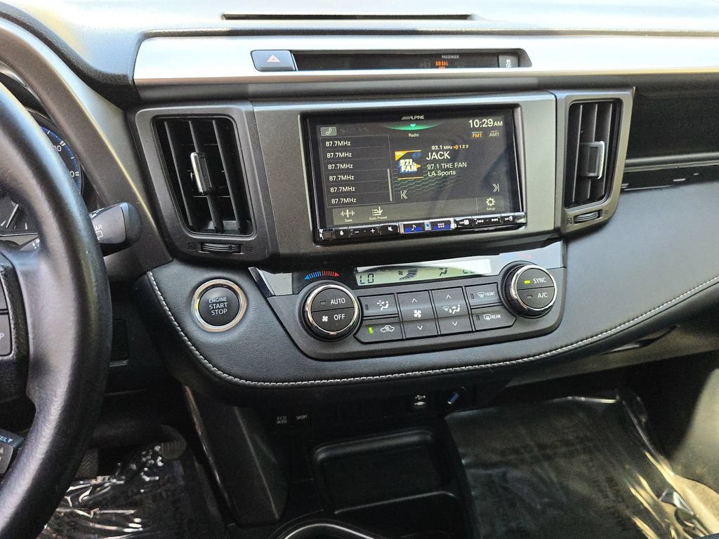 Used 2016 Toyota RAV4 XLE FWD image 26