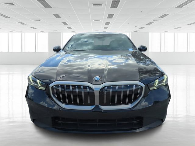 New 2026 BMW 530i w/ Premium Package video 2