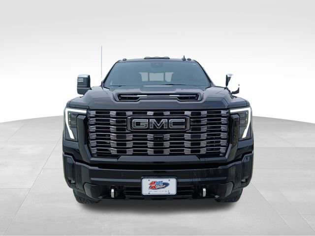 Used 2025 GMC Sierra 2500 Denali Ultimate image 8