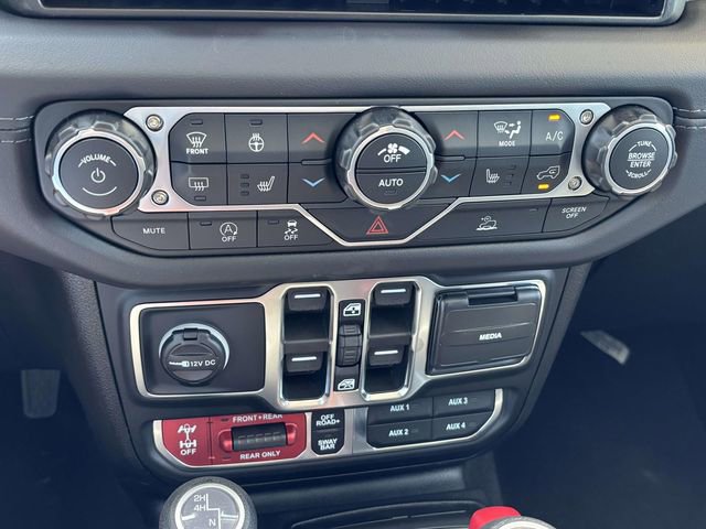 New 2026 Jeep Wrangler Unlimited Rubicon AWD/4WD image 24