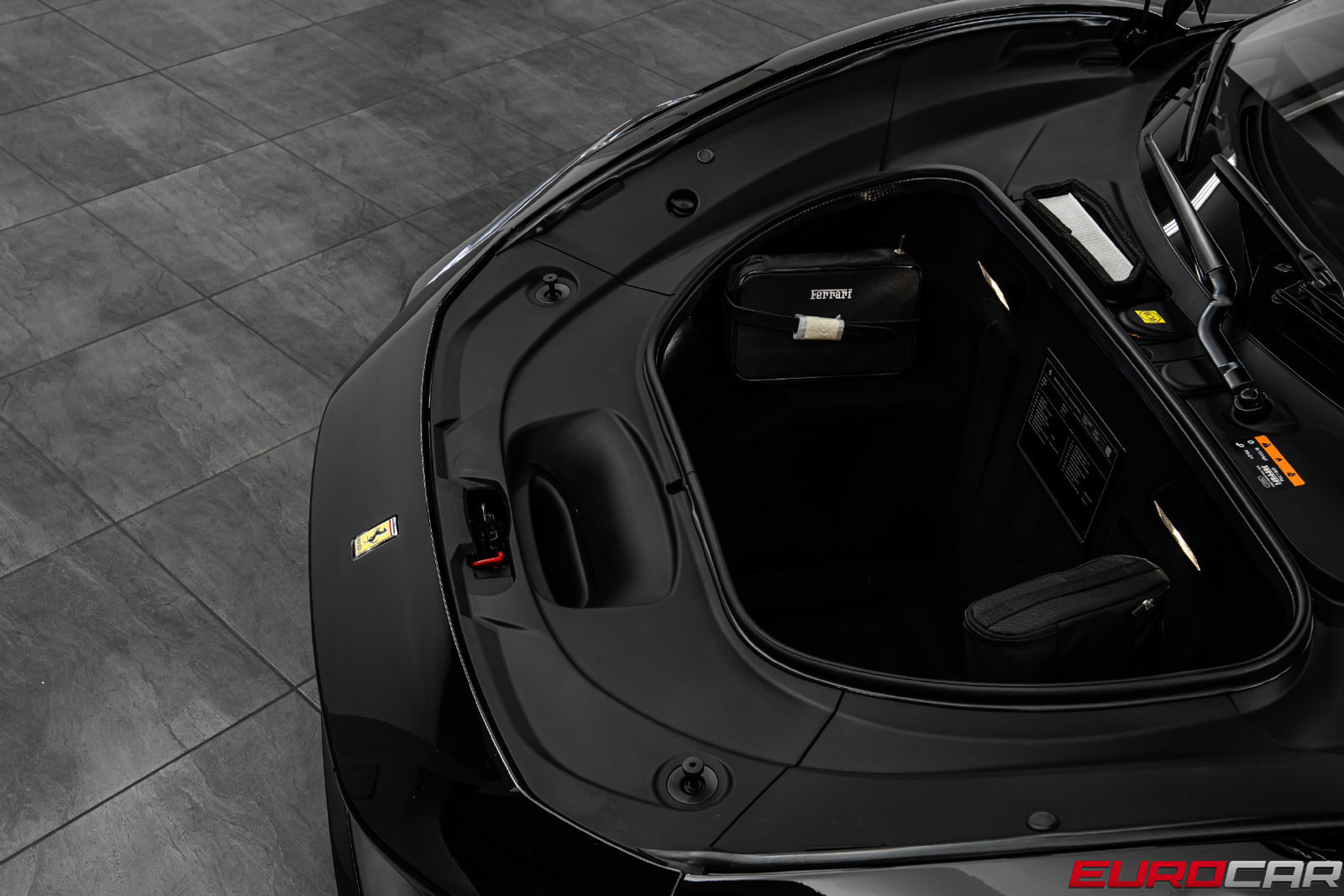 Used 2022 Ferrari F8 Tributo RWD image 12