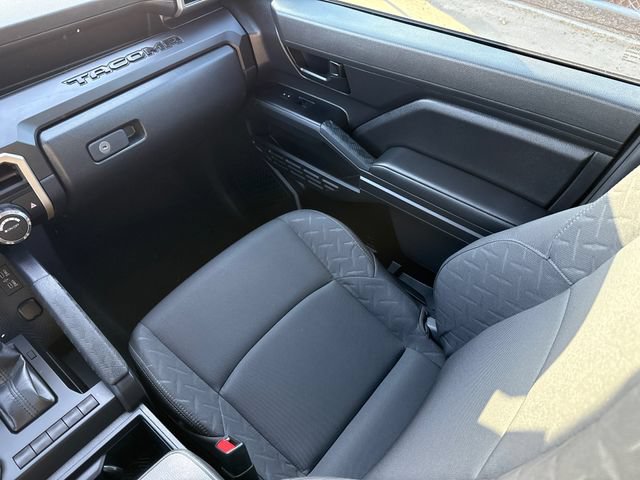 Used 2026 Toyota Tacoma SR AWD/4WD image 14