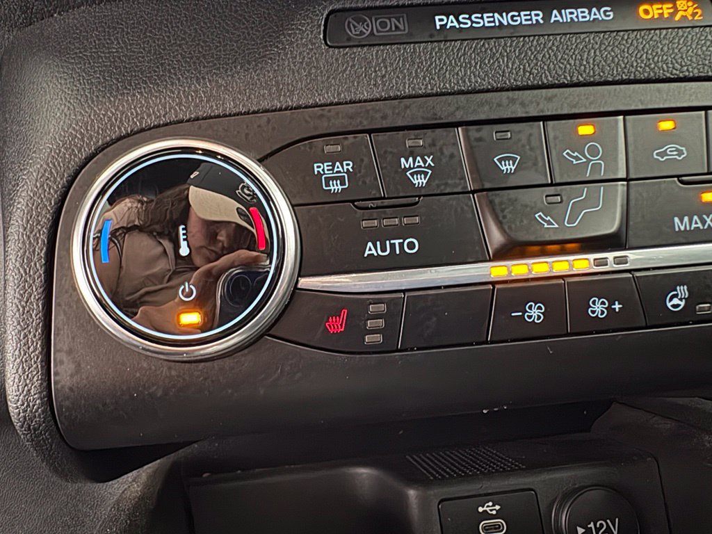 Used 2024 Ford Escape ST-Line AWD/4WD image 11