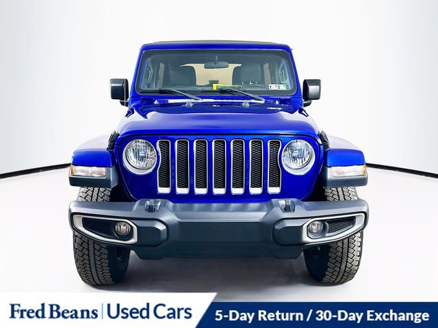 Used 2018 Jeep Wrangler Unlimited Sahara w/ Cold Weather Group video 2