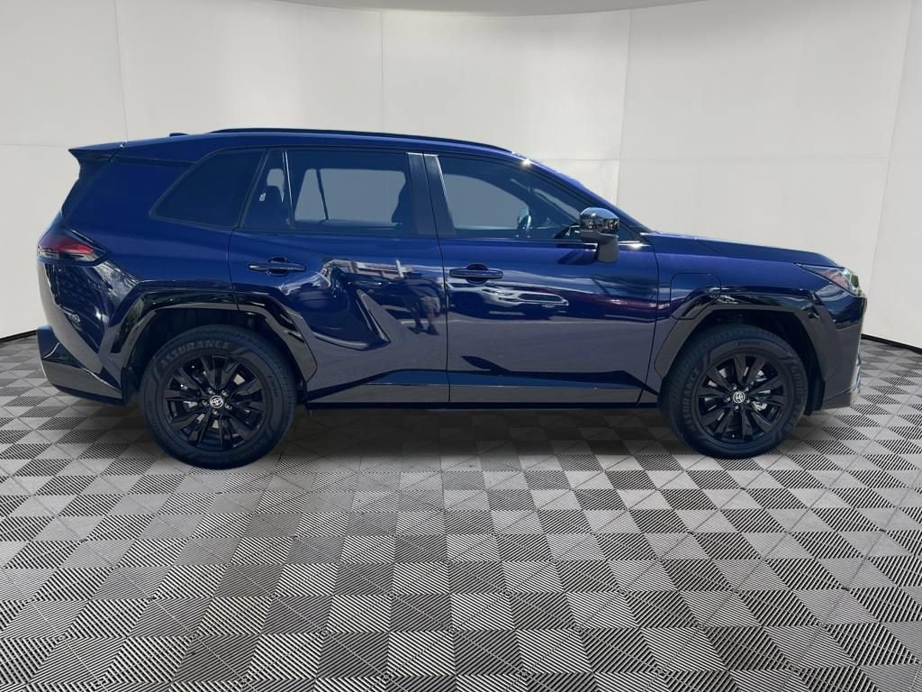 Used 2026 Toyota RAV4 SE w/ Convenience Package AWD/4WD image 10