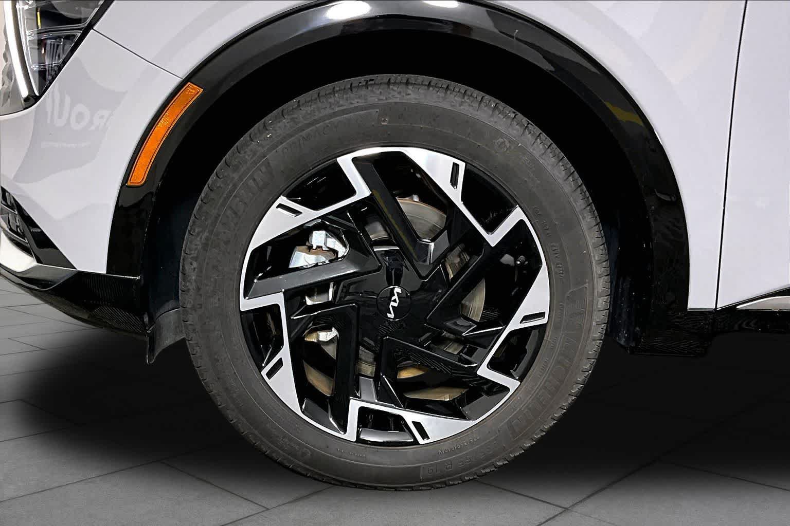 Used 2024 Kia Sportage SX AWD/4WD image 11