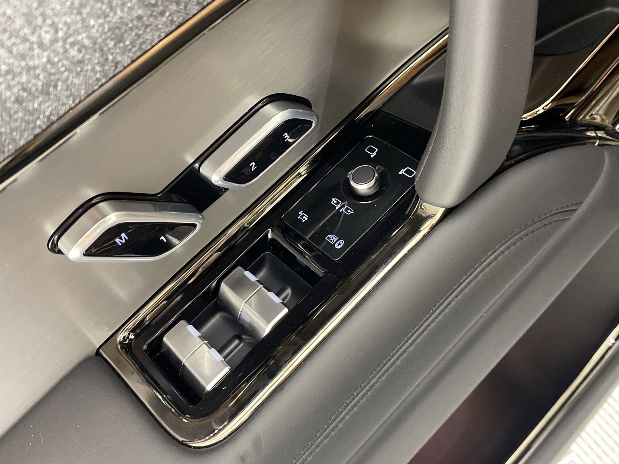 New 2025 Land Rover Range Rover Sport Dynamic SE image 10