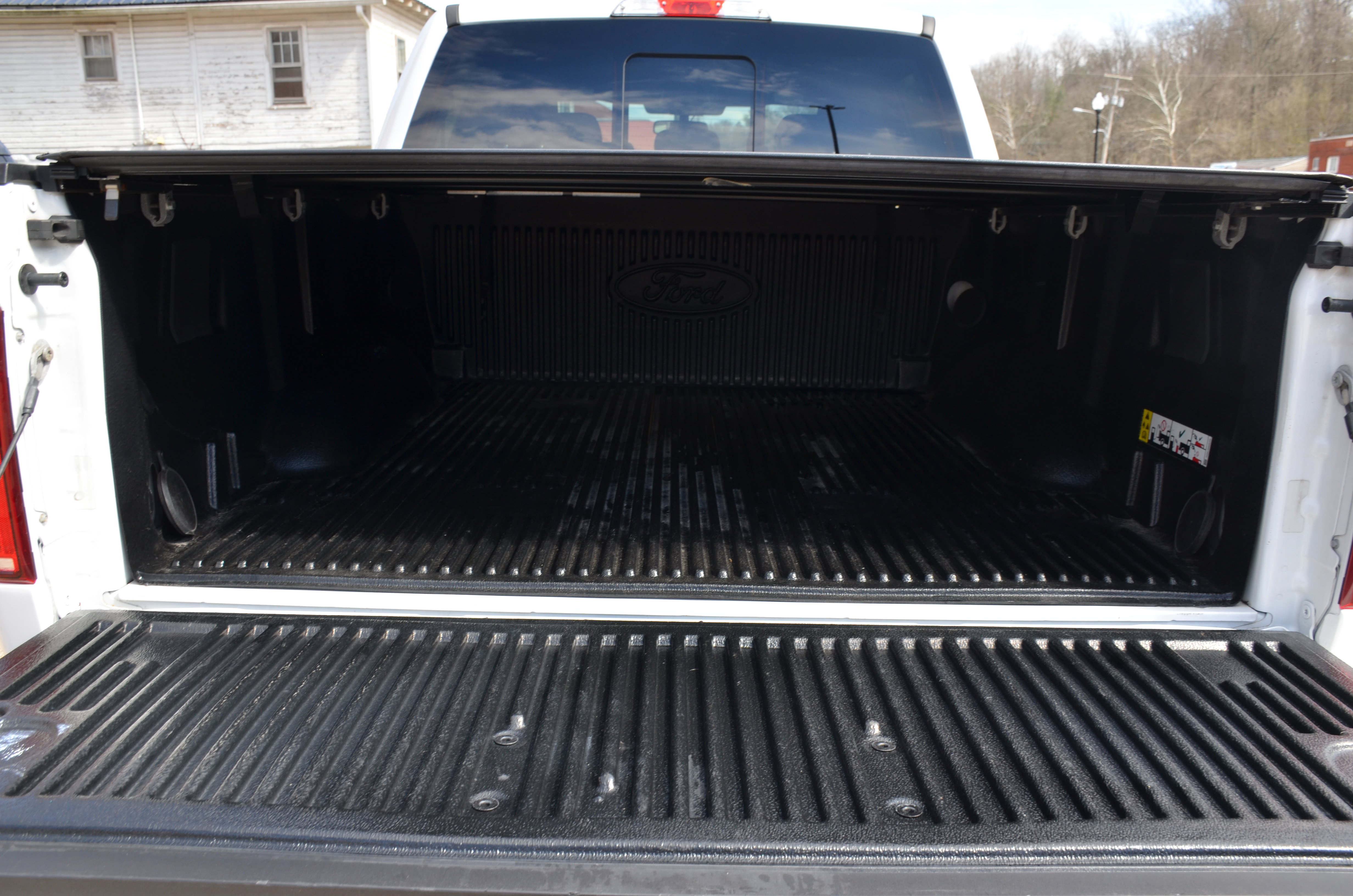 Used 2019 Ford F150 XLT w/ Equipment Group 302A Luxury image 8