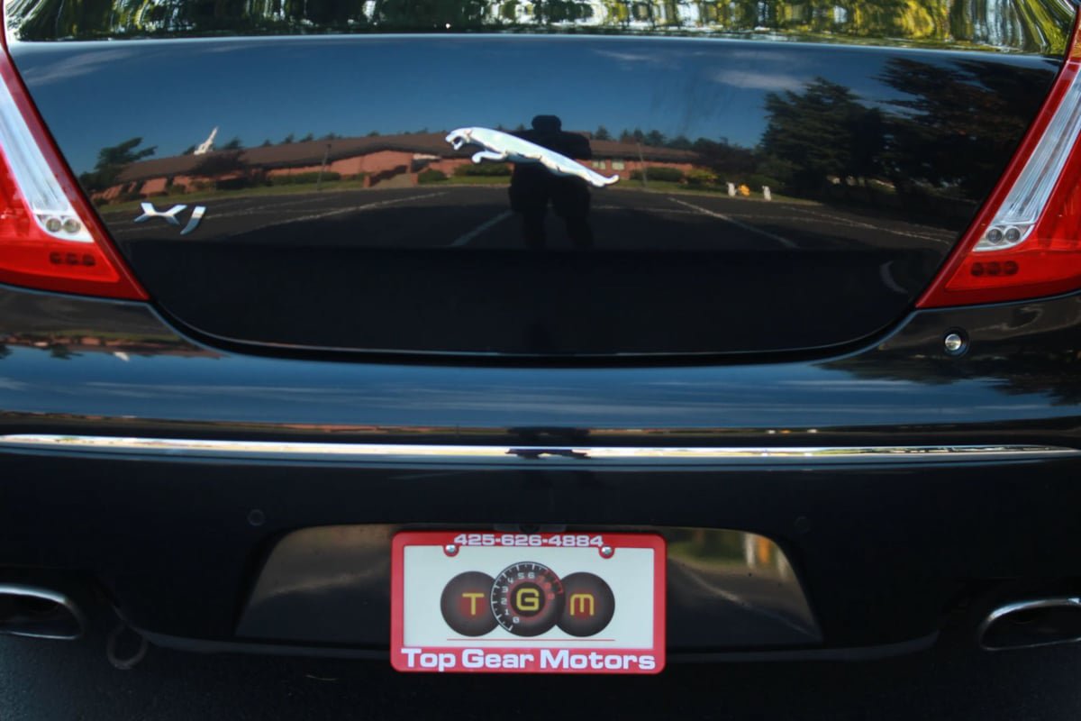 Used 2012 Jaguar XJ RWD image 33