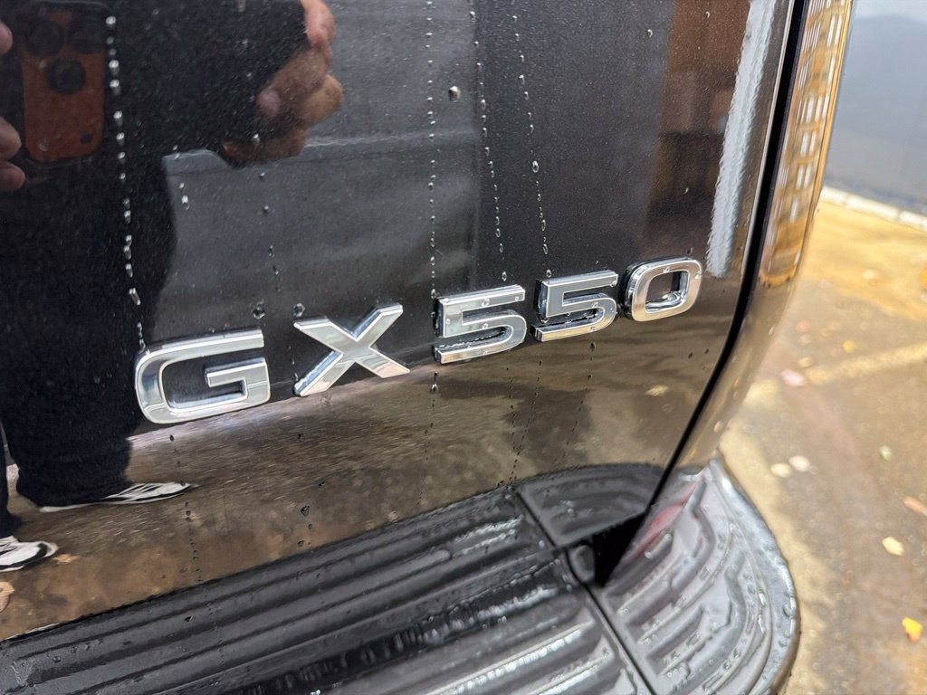 Used 2025 Lexus GX 550 AWD/4WD image 25