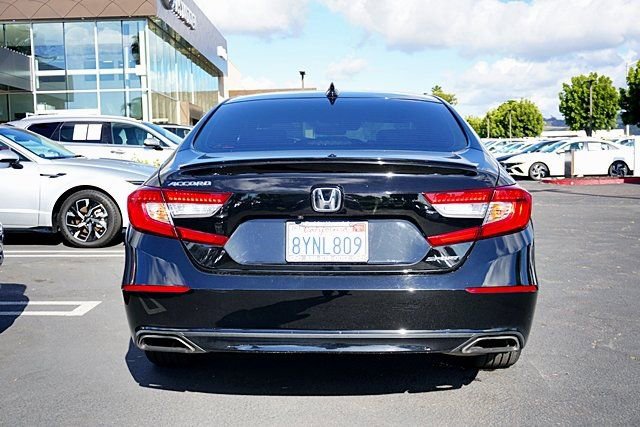 Used 2021 Honda Accord Sport image 9