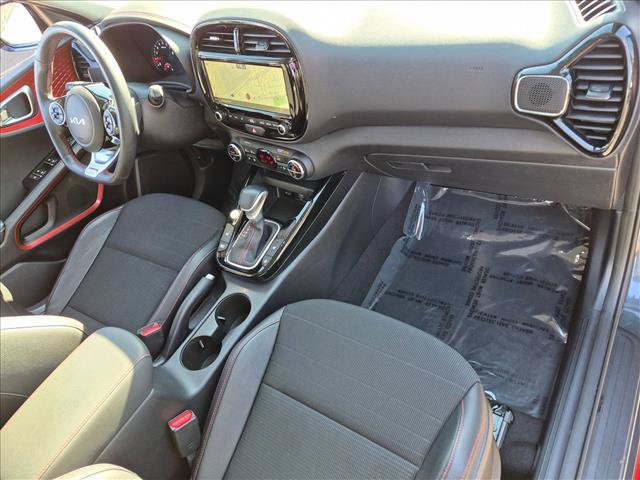 Used 2022 Kia Soul Turbo FWD image 23
