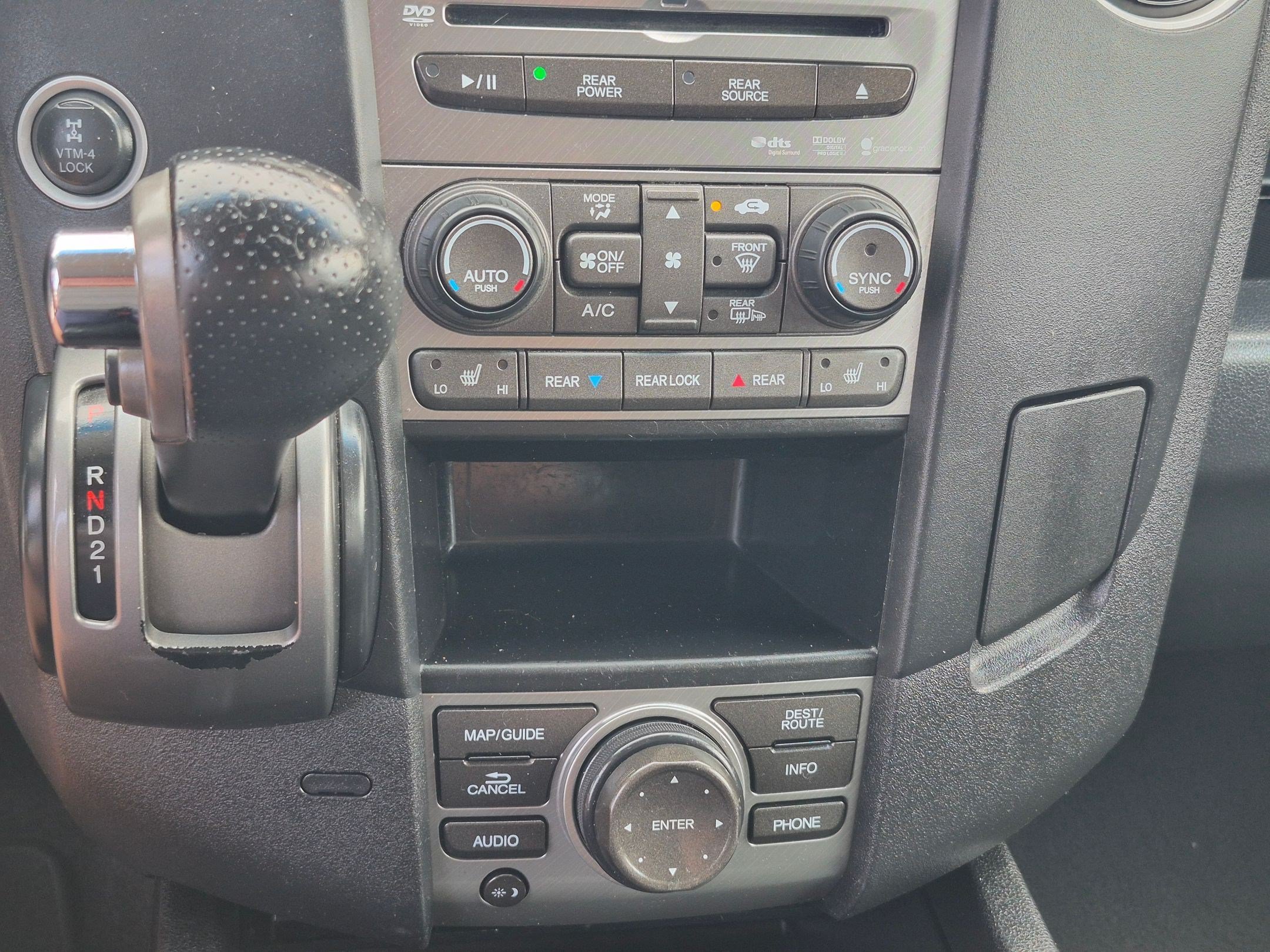 Used 2012 Honda Pilot Touring image 25
