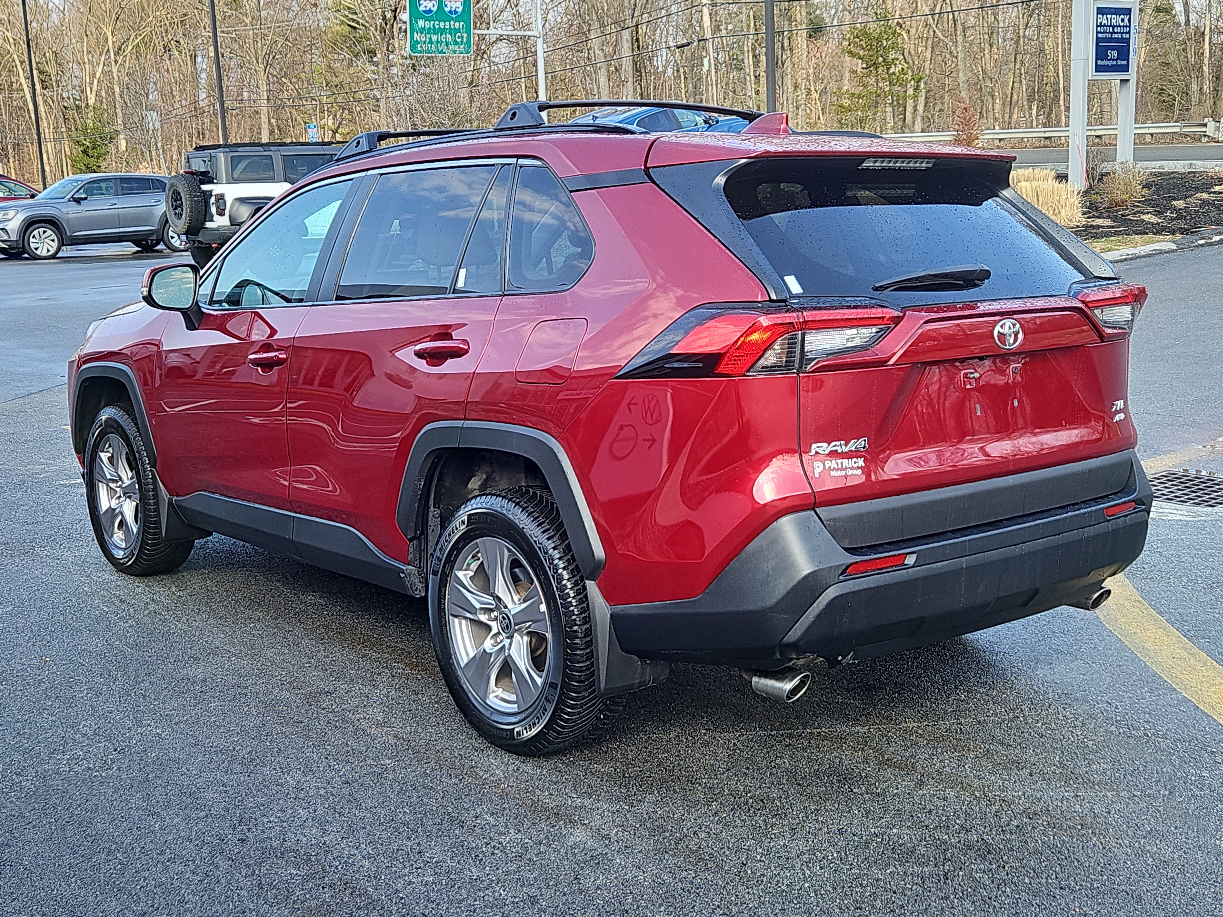 Used 2022 Toyota RAV4 XLE w/ Convenience Package image 24