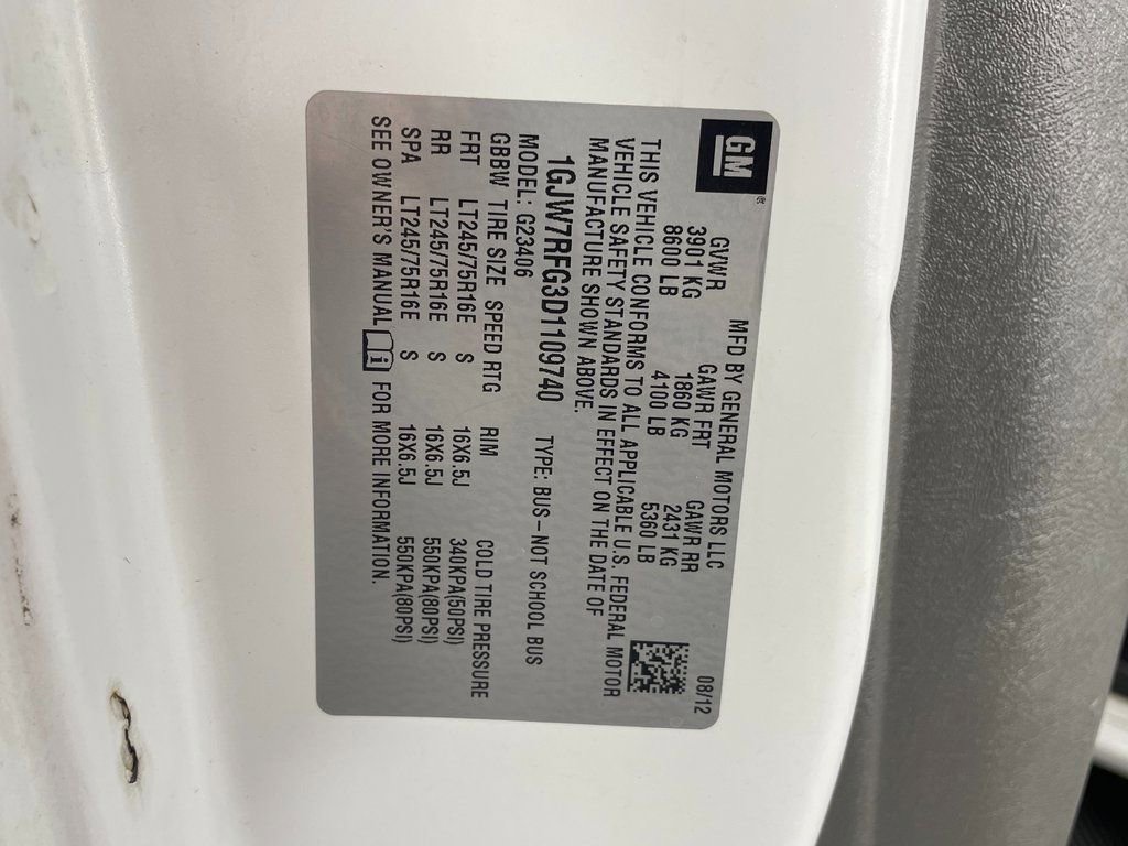 Used 2013 GMC Savana 2500 LT w/ LT Preferred Equipment Group RWD image 26