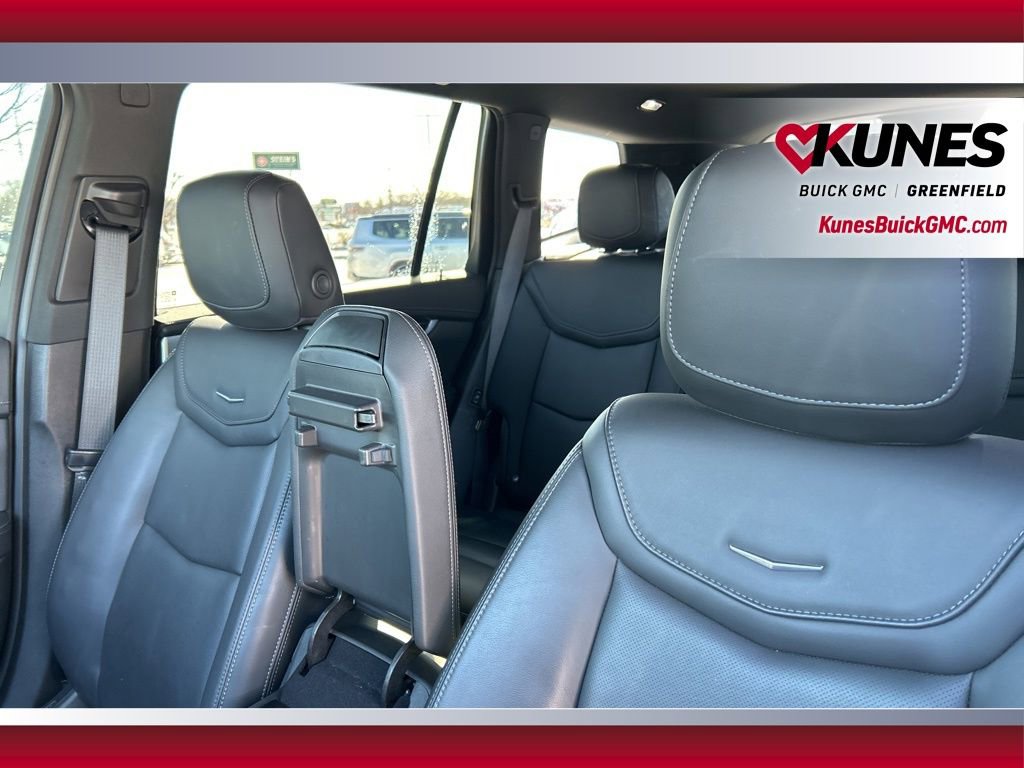 Used 2024 Cadillac XT6 Premium Luxury image 14