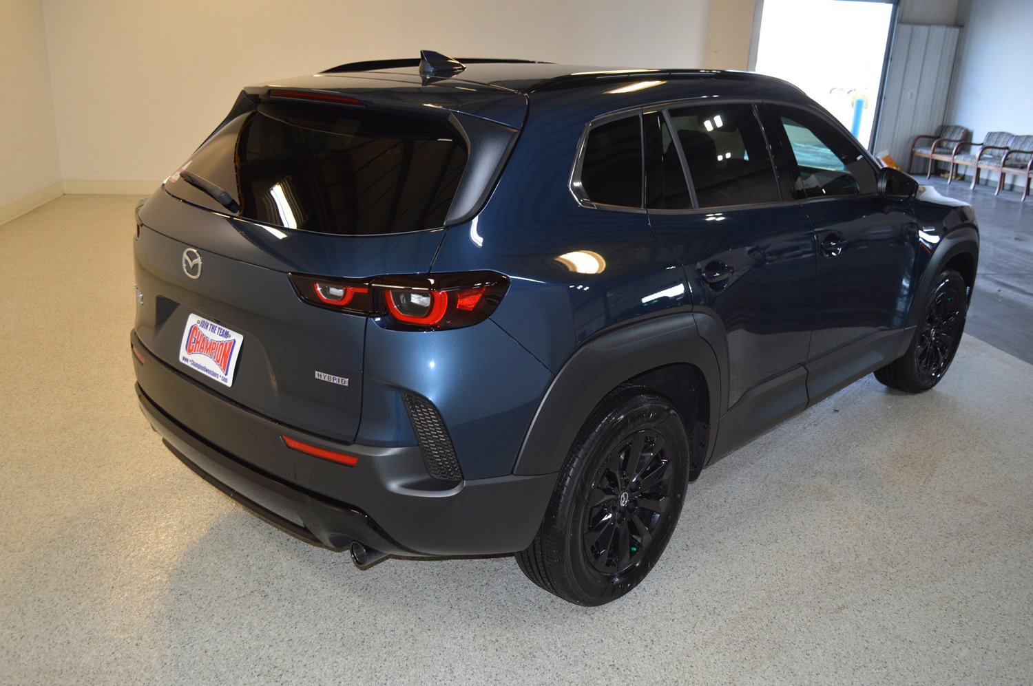 Used 2025 MAZDA CX-50 AWD 2.5 Hybrid w/ Cargo Package image 3