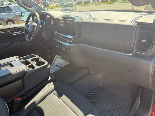 Used 2025 Chevrolet Silverado 1500 RST AWD/4WD image 29