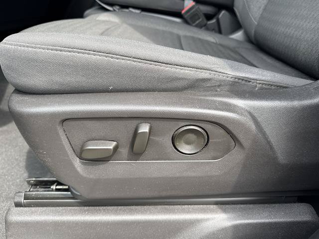 Used 2024 Chevrolet Silverado 1500 LT AWD/4WD image 14
