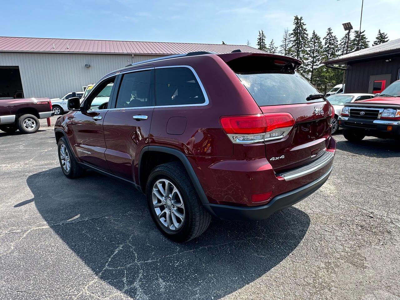 Used 2016 Jeep Grand Cherokee Limited image 3