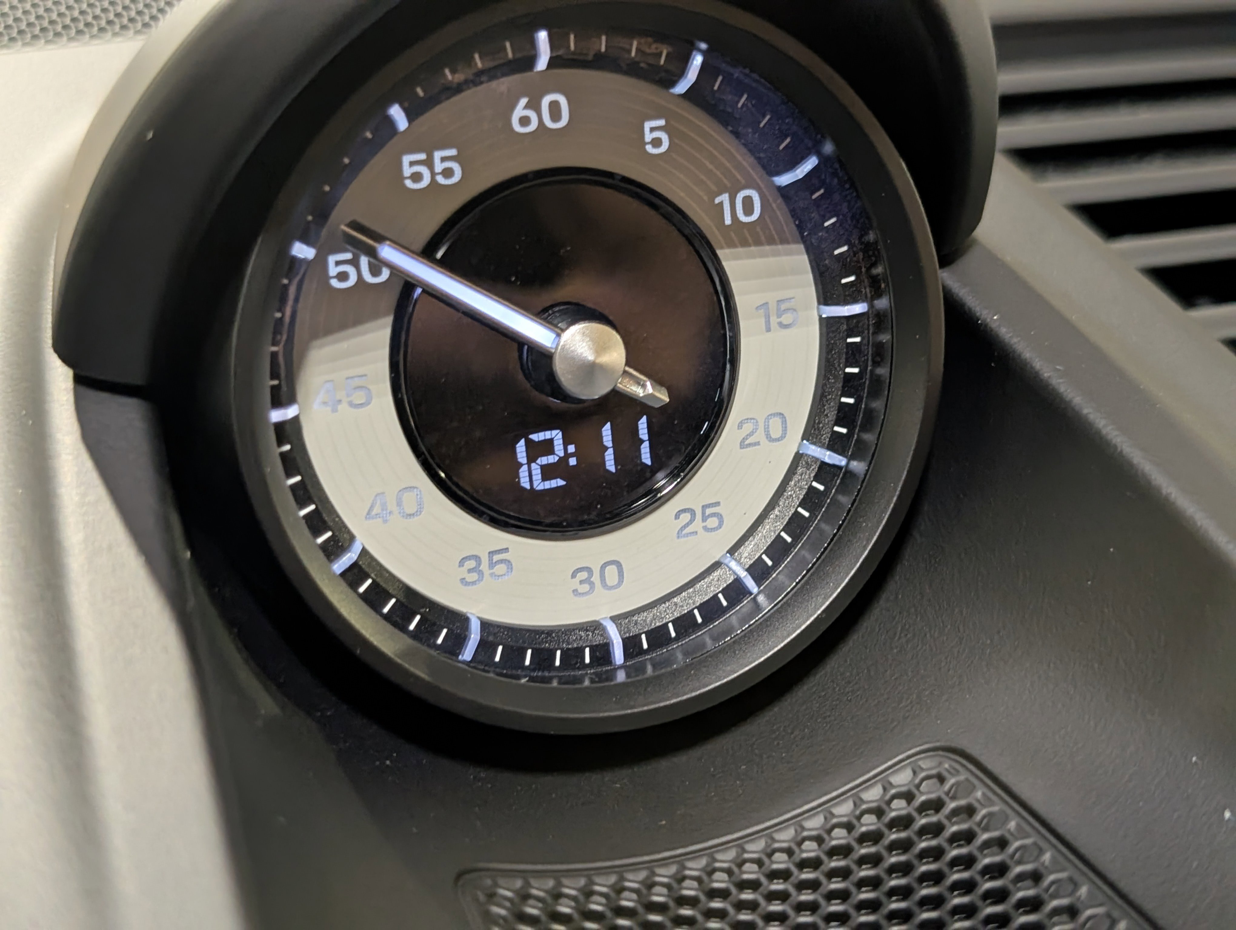 Used 2024 Porsche 911 Targa 4 GTS image 37