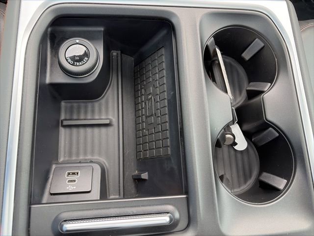 Used 2025 Ford Expedition Active RWD image 20