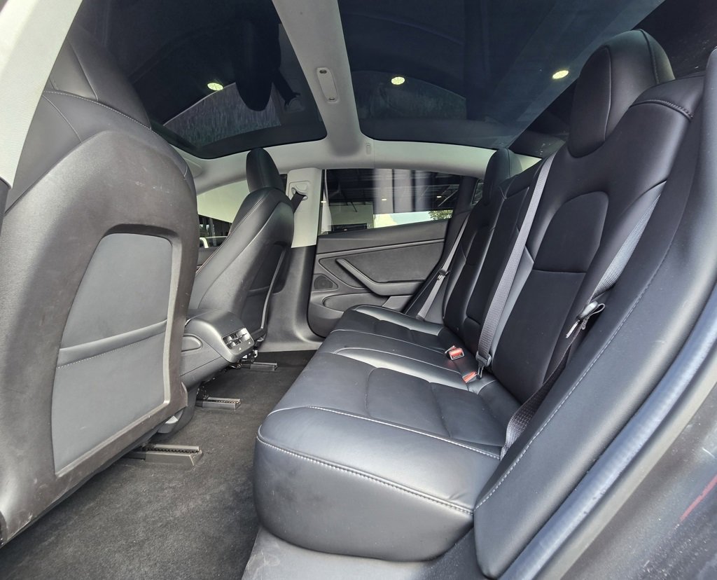 Used 2019 Tesla Model 3 Long Range image 15