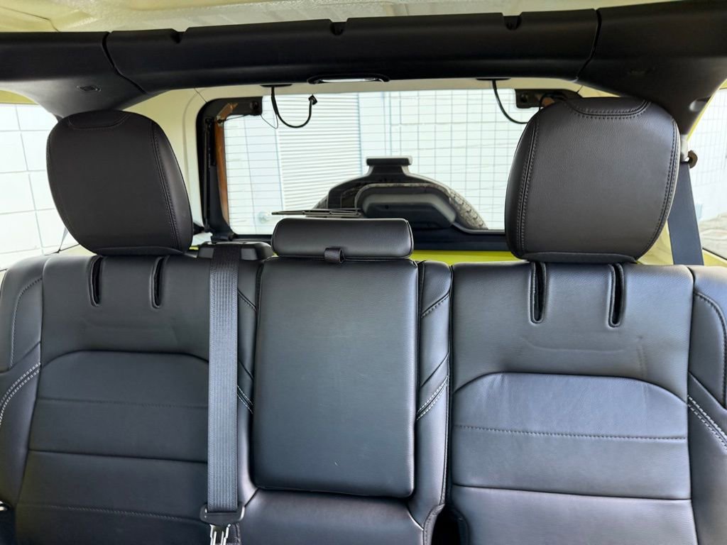 Used 2023 Jeep Wrangler Unlimited Sahara w/ Cold Weather Group image 18