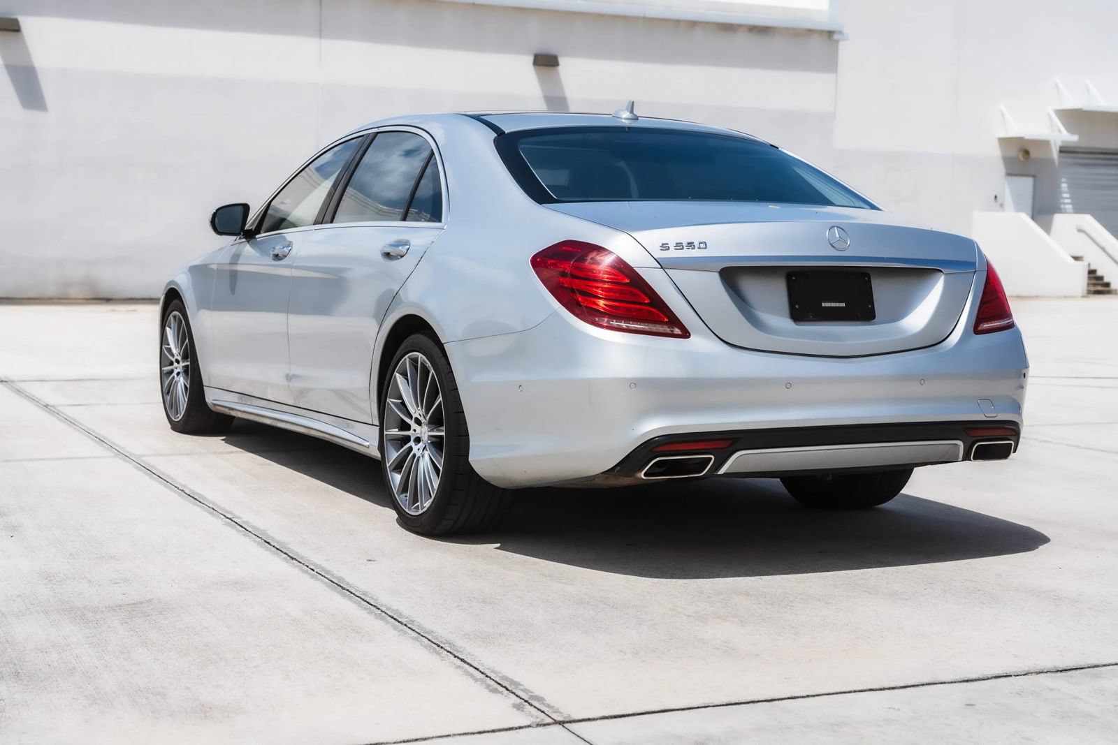 Used 2016 Mercedes-Benz S 550 Sedan image 7