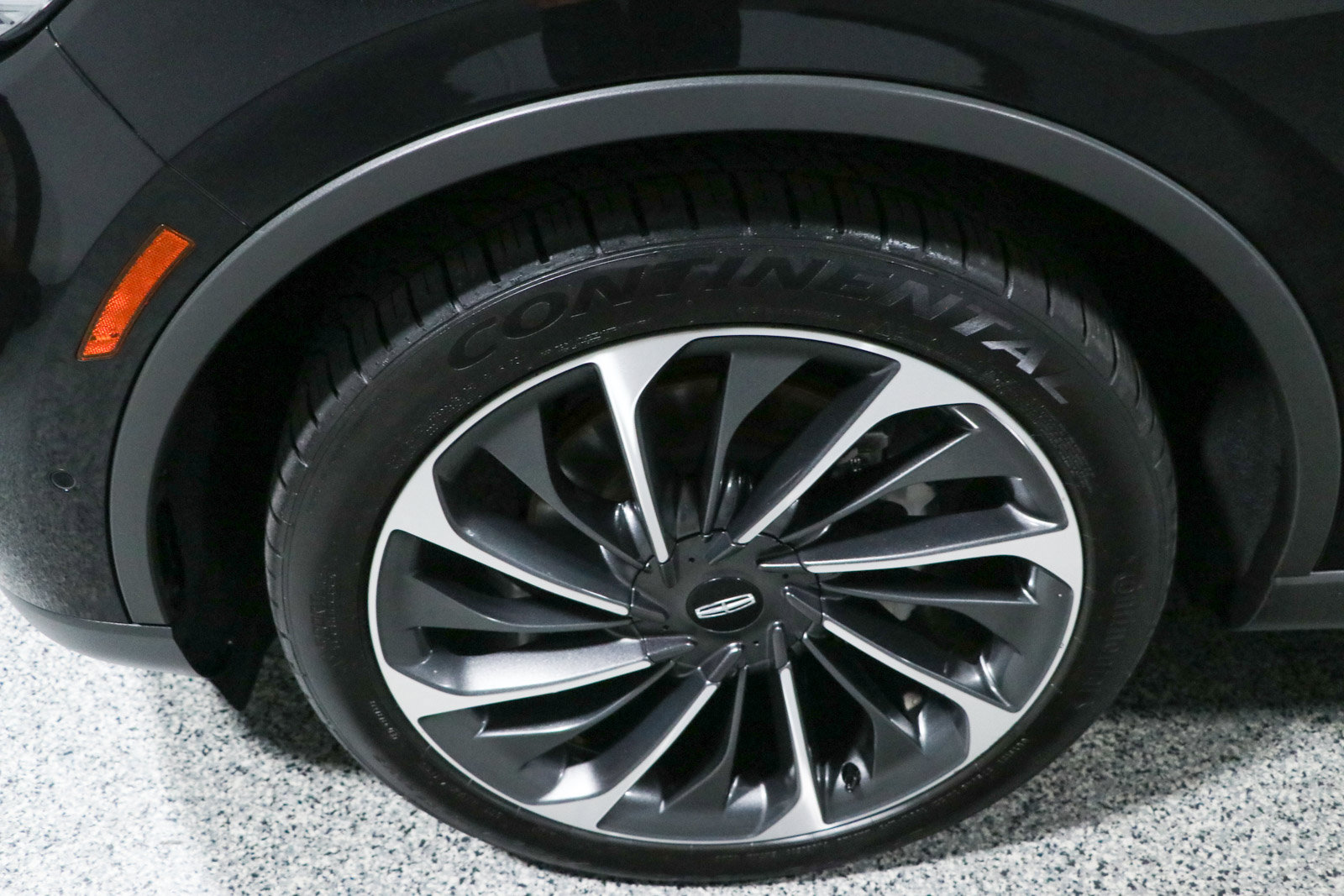 Used 2023 Lincoln Aviator Reserve w/ Equipment Group 201A RWD image 11