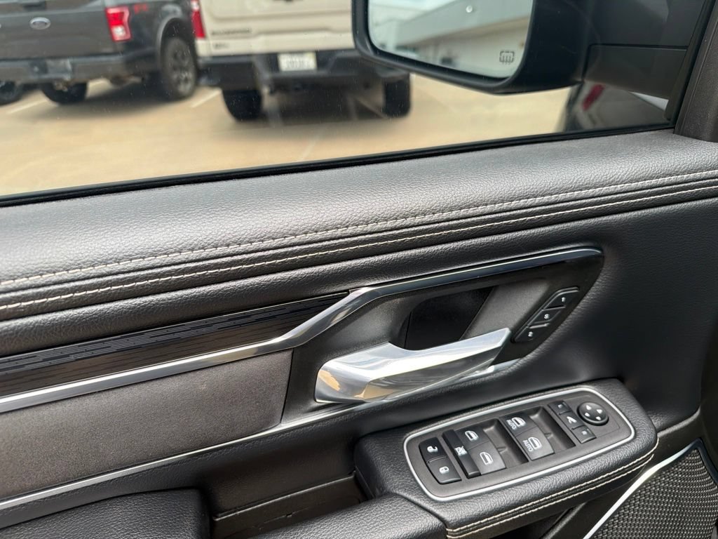 Used 2024 RAM 1500 Laramie AWD/4WD image 10
